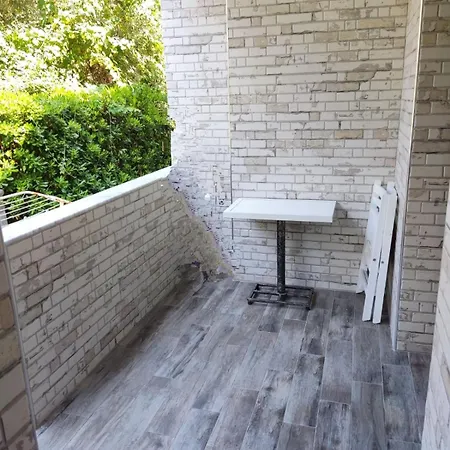Apartament Ippokampos *
